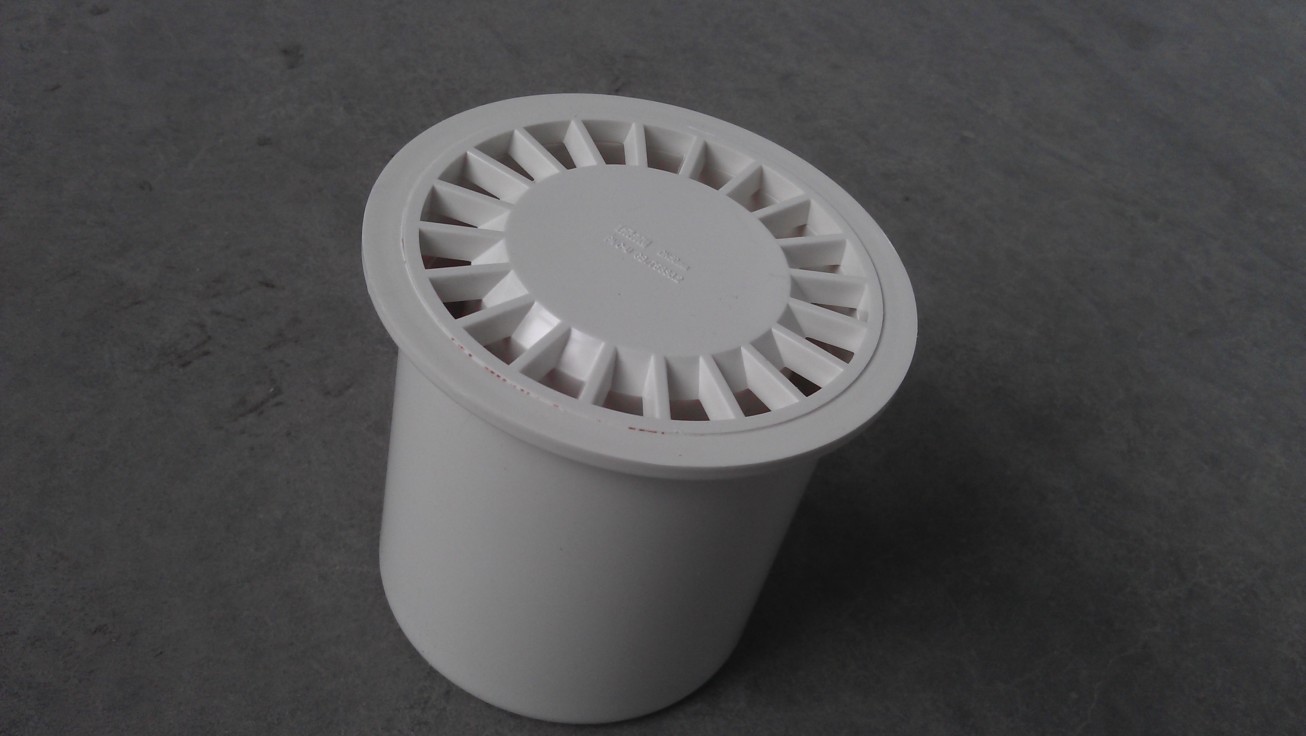 Polygon PVC tieferer Bodenabfluss