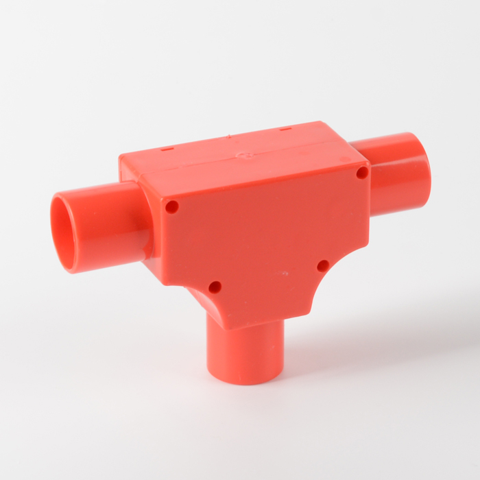 Akan Polygon -T -Shirt mit Abdeckung