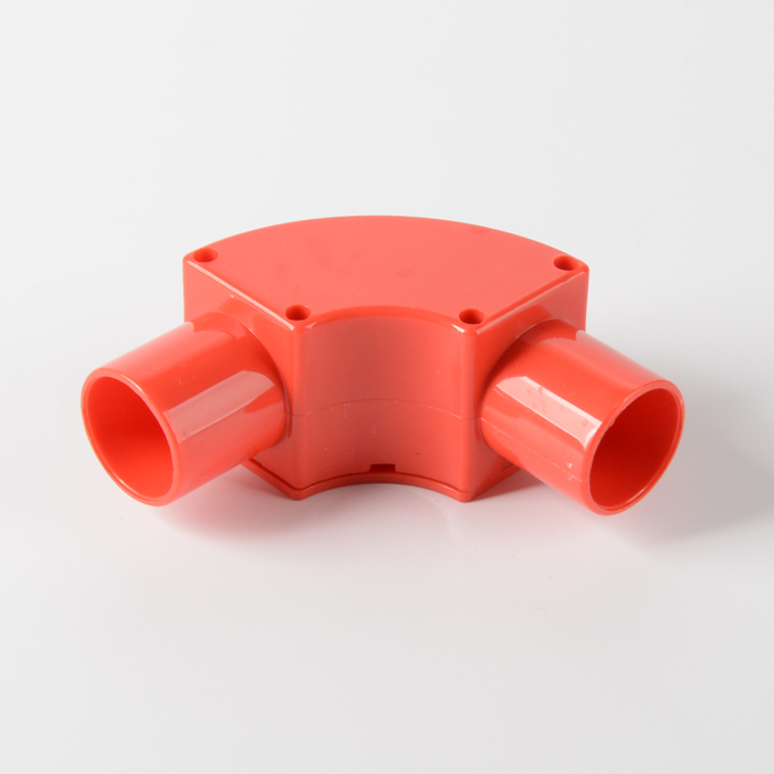 Akan Polygon Ellbogen mit Abdeckung