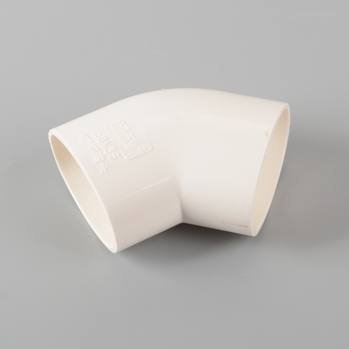 Akan Polygon PVC 45 ° Ellbogen