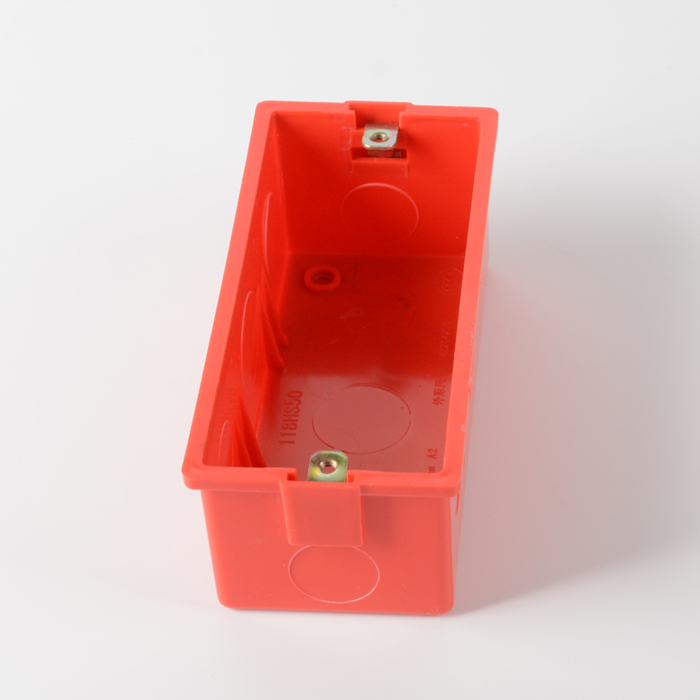 Akan Polygon Triple-Baus-Boxen