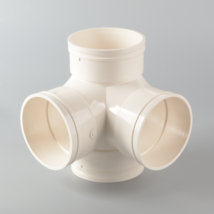 Polygon -PVC -T -Shirt mit Seiteneinlass