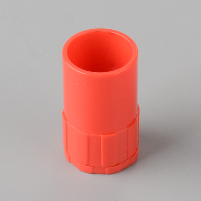 Männlicher und weiblicher Adapter von Akan Polygon