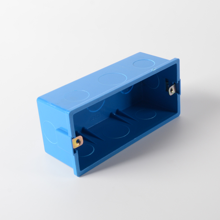 Akan Polygon Triple-Baus-Boxen